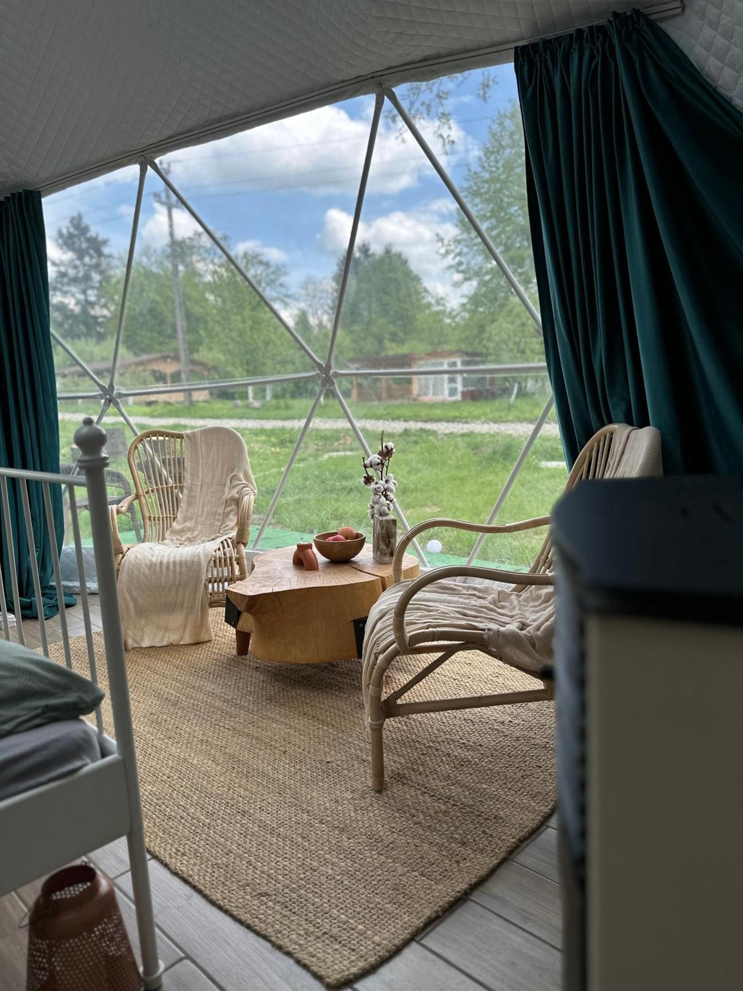 Отель The Frog Glamping Хорезу Экстерьер фото